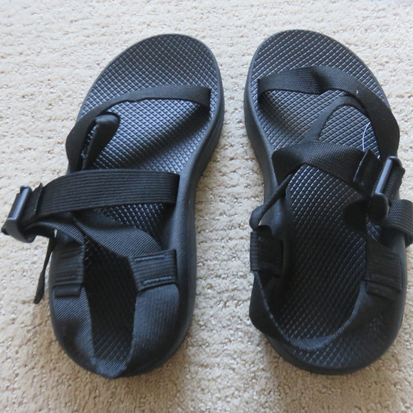 chacos size 9 wide